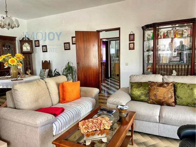 Moradia T4 para Venda em Rogil Foto 3