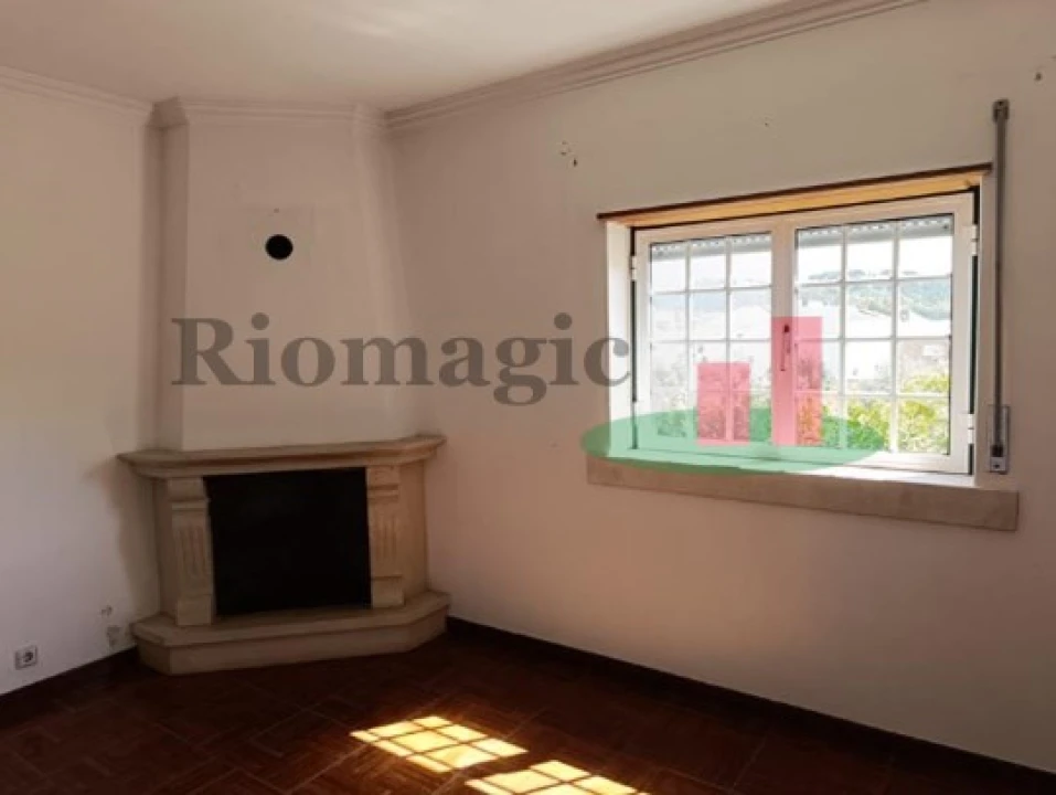 Moradia T4 para Venda em Nossa Senhora da Piedade Foto 2