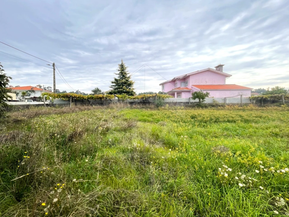 Terreno para Venda em Vila Chã Foto 6