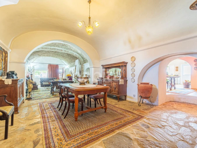 Quinta T5 para Venda em Assunção, Ajuda, Salvador e Santo Ildefonso Foto 6