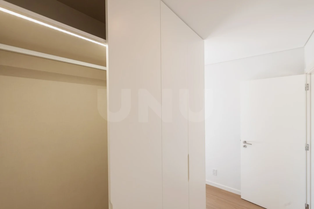 Moradia T3 para Venda em Turquel Foto 26