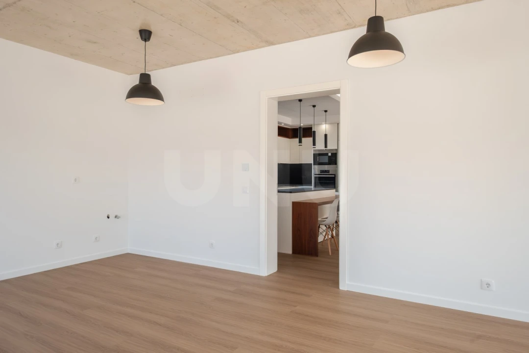 Moradia T3 para Venda em Turquel Foto 19