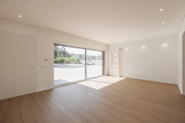 Moradia T3 para Venda em Turquel Foto 39