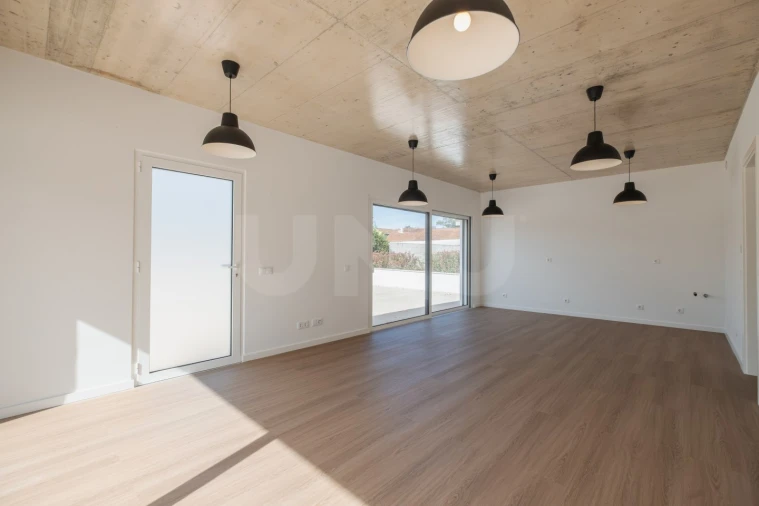 Moradia T3 para Venda em Turquel Foto 21