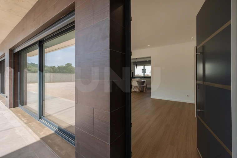 Moradia T3 para Venda em Turquel Foto 41