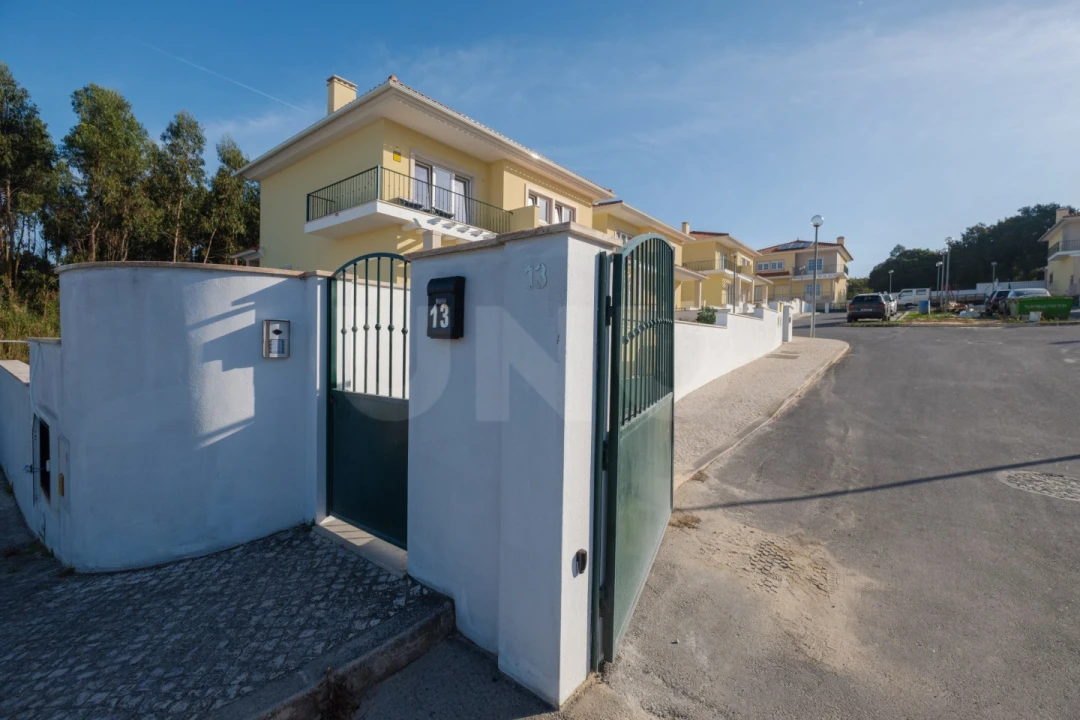 Moradia T4 para Venda em Nossa Senhora do Pópulo, Coto e São Gregório Foto 2