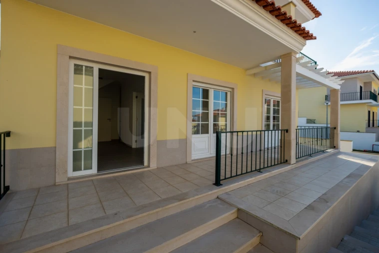 Moradia T4 para Venda em Nossa Senhora do Pópulo, Coto e São Gregório Foto 7