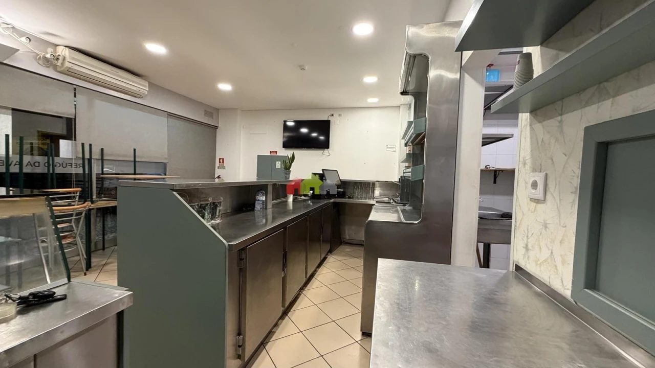 Negócio para Arrendamento em Alto do Seixalinho, Santo André e Verderena Foto 13