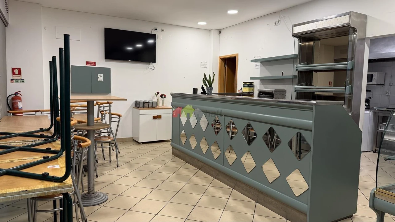 Negócio para Arrendamento em Alto do Seixalinho, Santo André e Verderena Foto 1