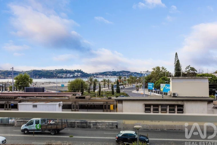 Apartamento T1 para Venda em Algés, Linda-A-Velha e Cruz Quebrada-Dafundo Foto 17