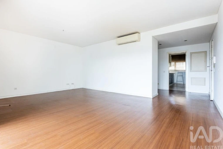 Apartamento T1 para Venda em Algés, Linda-A-Velha e Cruz Quebrada-Dafundo Foto 16