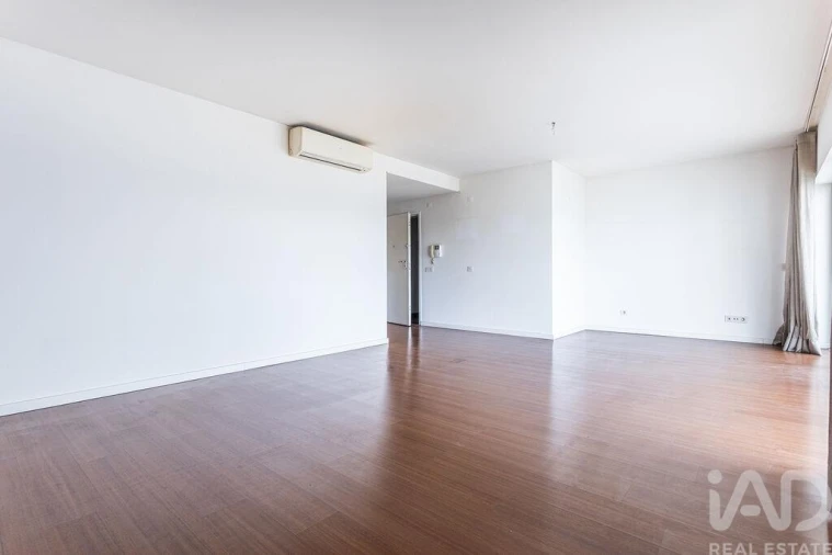 Apartamento T1 para Venda em Algés, Linda-A-Velha e Cruz Quebrada-Dafundo Foto 15