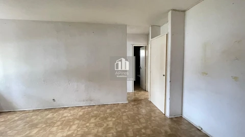 Apartamento T3 para Venda em Laranjeiro e Feijó