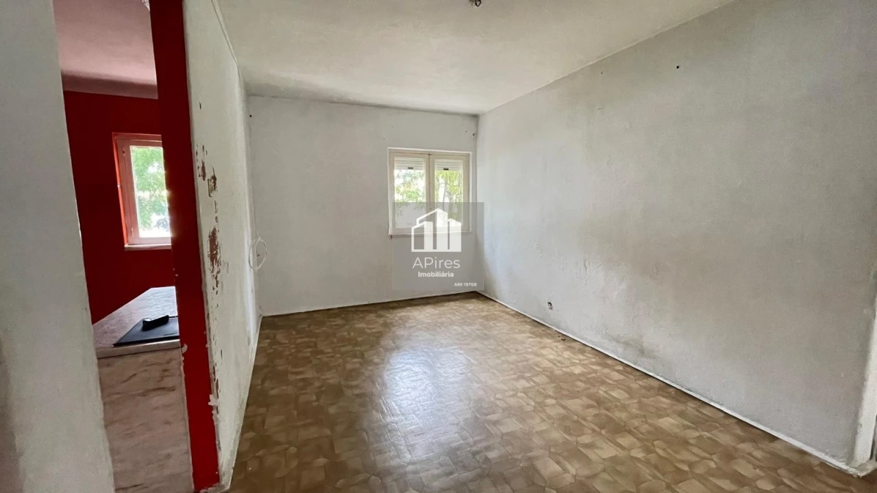 Apartamento T3 para Venda em Laranjeiro e Feijó Foto 17