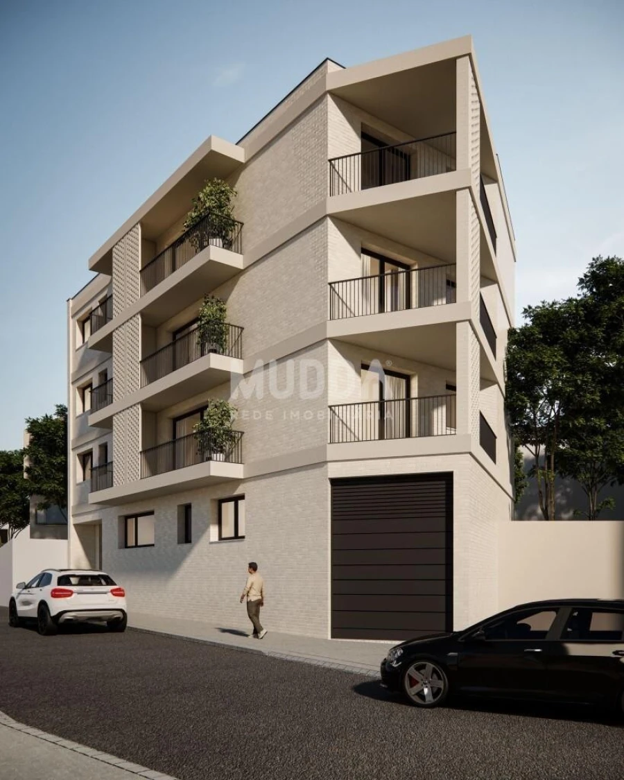 Apartamento para Venda em Sé, Santa Maria e Meixedo Foto 2