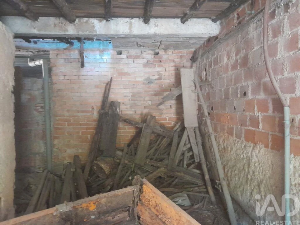 Moradia T2 para Venda em Paul Foto 6