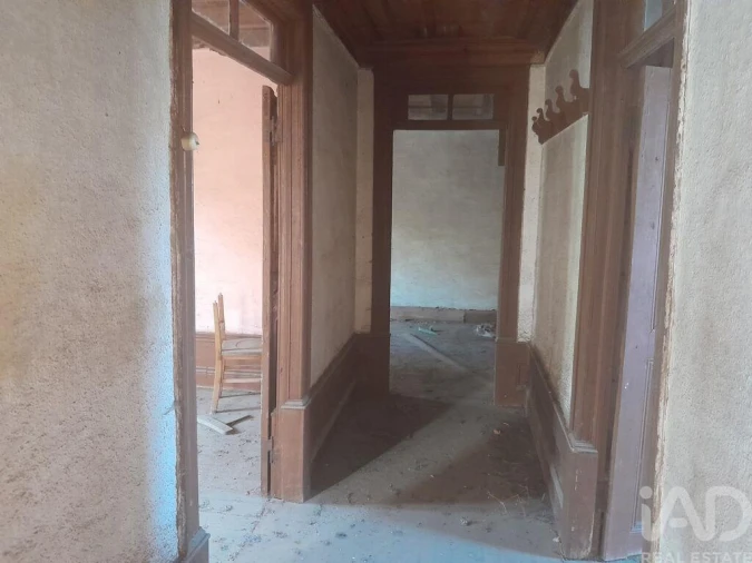 Moradia T2 para Venda em Paul Foto 5