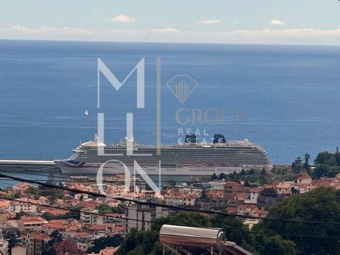 Moradia T4 para Venda em Funchal (São Pedro) Foto 1