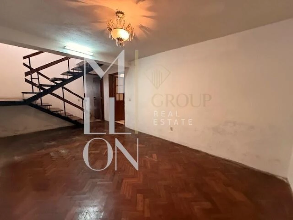 Moradia T4 para Venda em Funchal (São Pedro) Foto 15