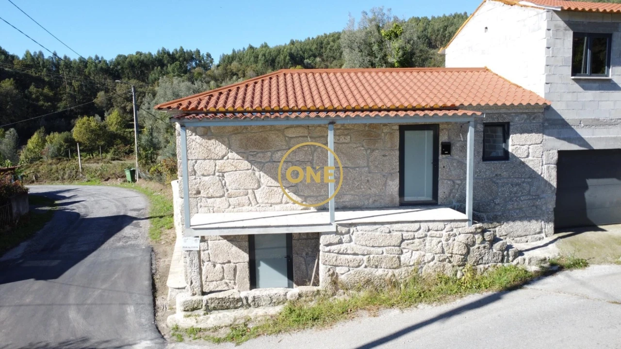 Moradia T2 para Venda em Valdreu Foto 1