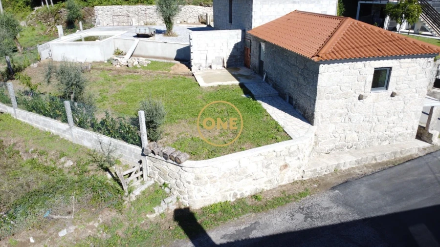 Moradia T2 para Venda em Valdreu Foto 2