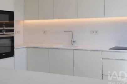 Apartamento T3 para Venda em Subportela, Deocriste e Portela Susã