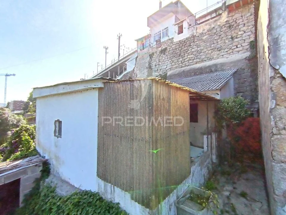 Moradia T5 para Venda em Campanhã Foto 8