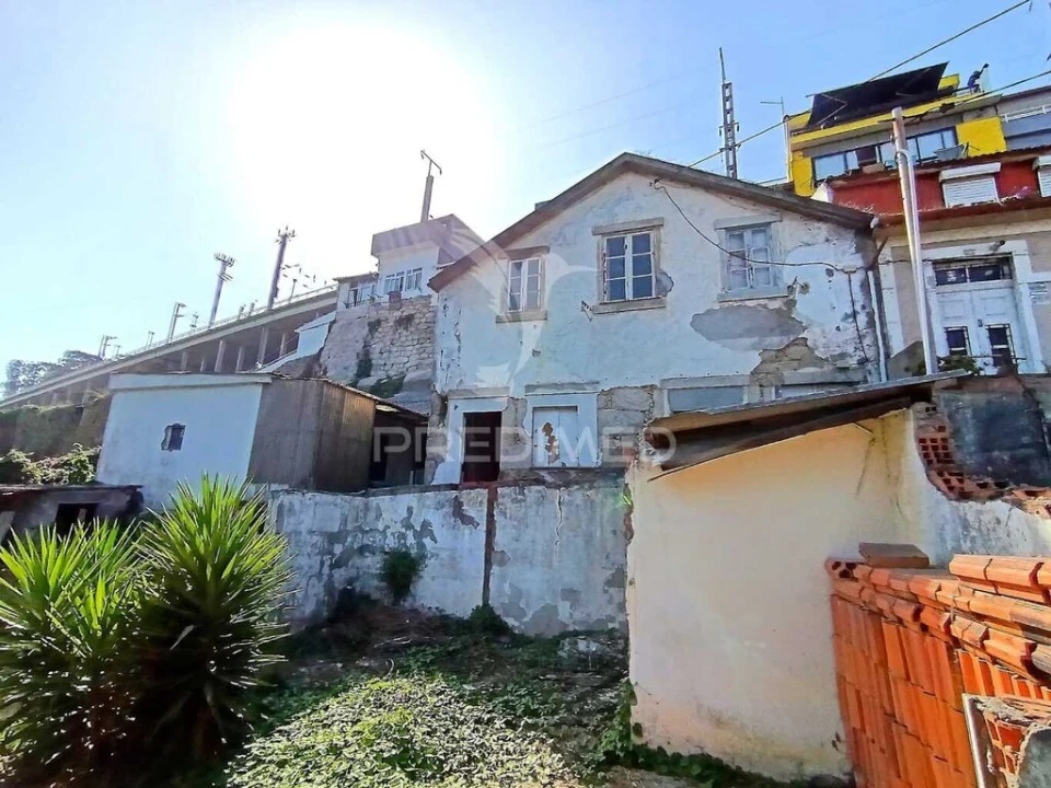 Moradia T5 para Venda em Campanhã Foto 5