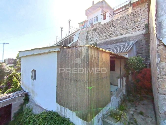 Moradia T5 para Venda em Campanhã Foto 8