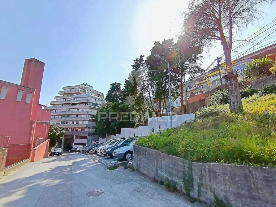 Moradia T5 para Venda em Campanhã Foto 17