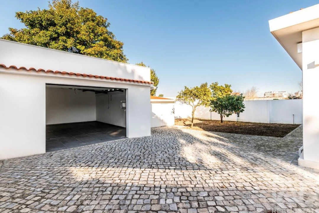 Moradia T4 para Venda em Marinha Grande Foto 32