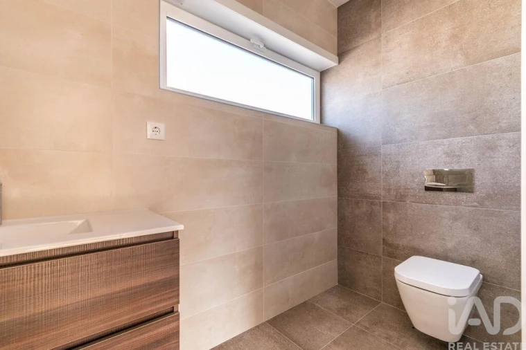 Moradia T4 para Venda em Marinha Grande Foto 18