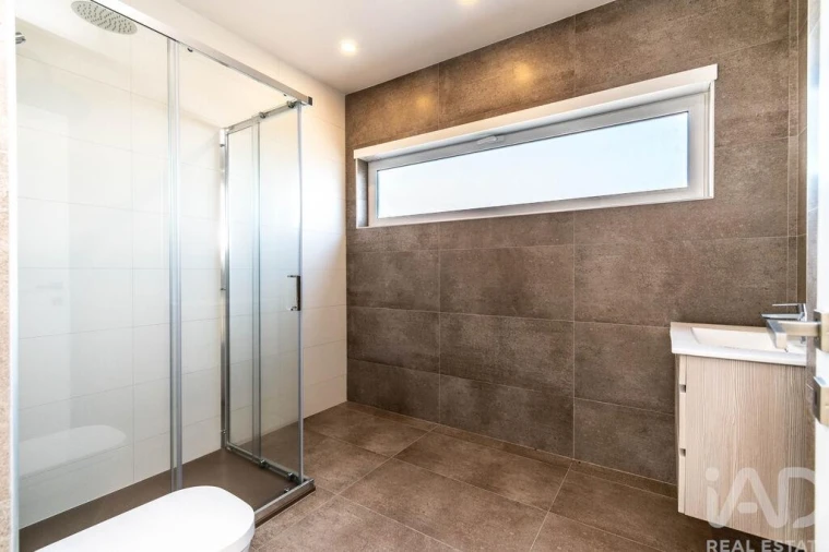 Moradia T4 para Venda em Marinha Grande Foto 24