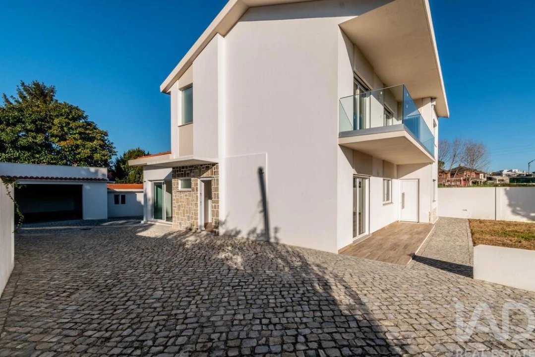 Moradia T4 para Venda em Marinha Grande Foto 31