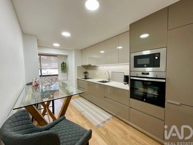 Apartamento T3 para Arrendamento em Mafamude e Vilar do Paraíso Foto 4