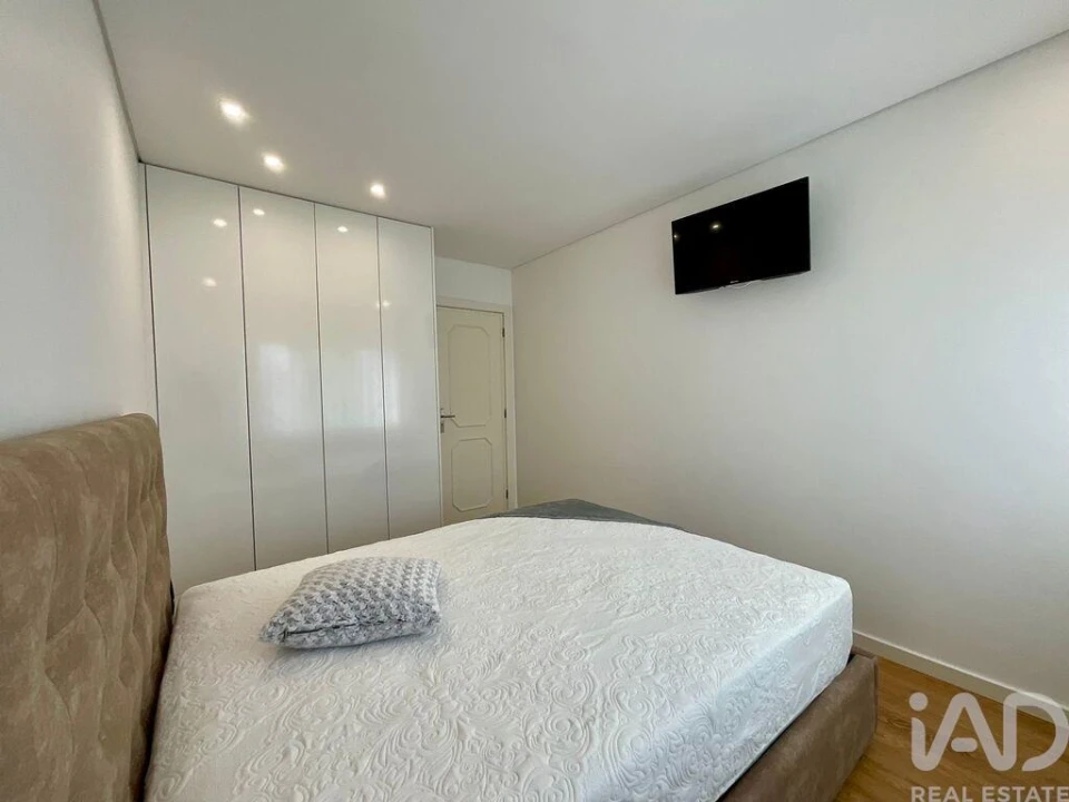 Apartamento T3 para Arrendamento em Mafamude e Vilar do Paraíso Foto 11