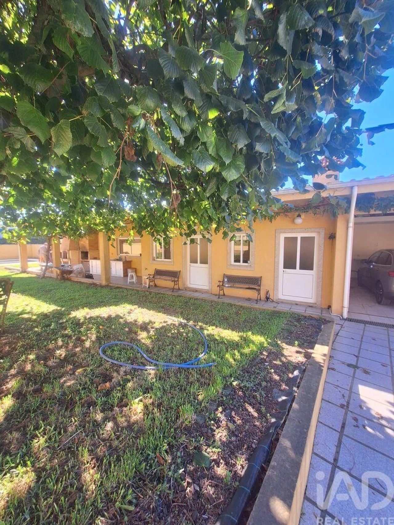 Moradia T4 para Venda em Recarei Foto 7