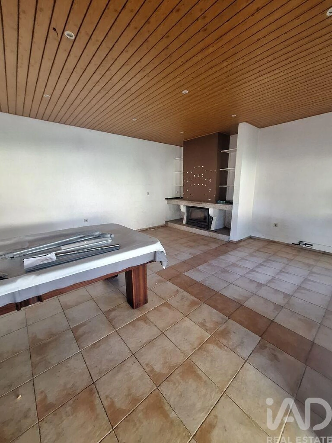 Moradia T4 para Venda em Recarei Foto 8