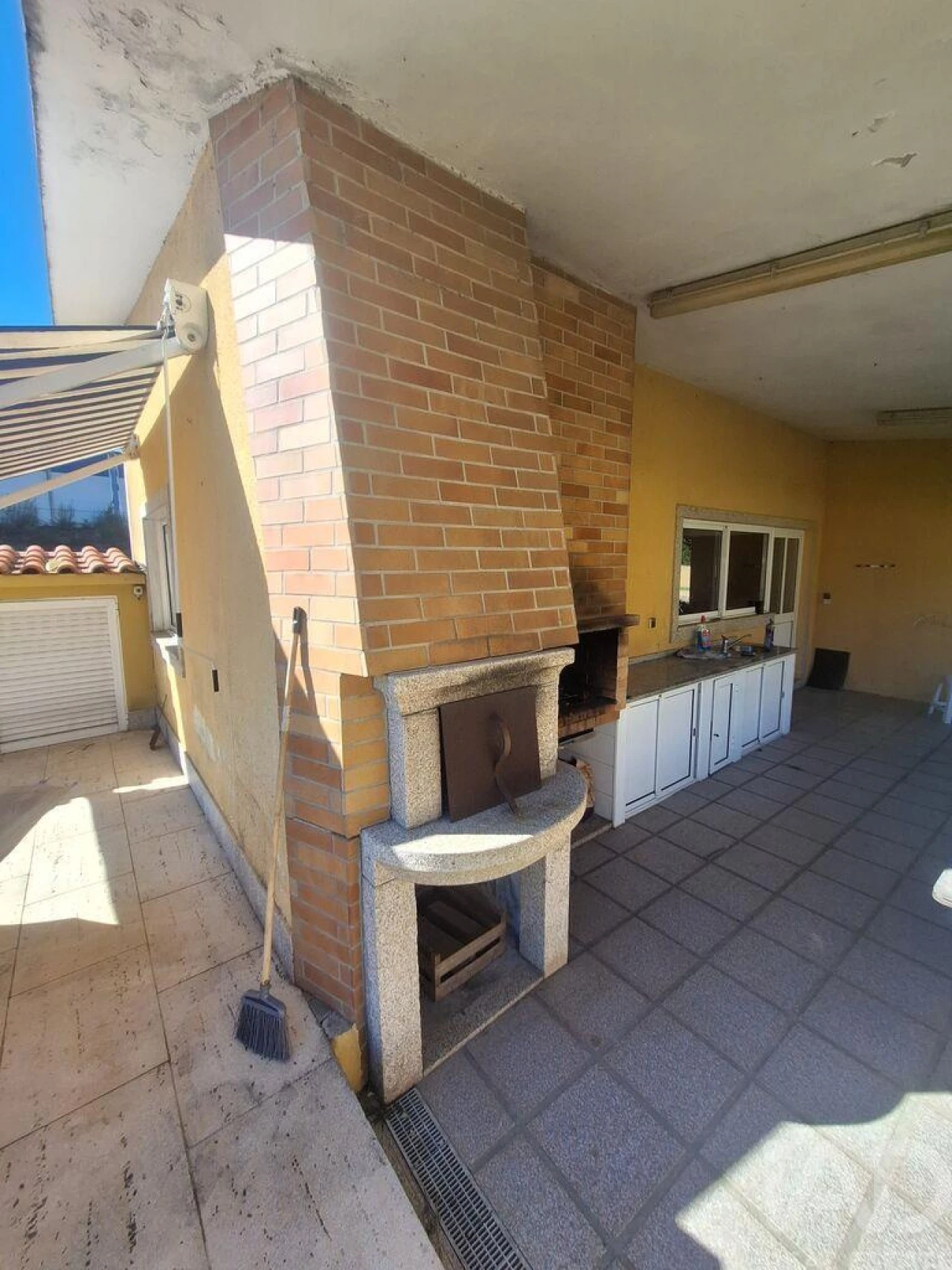 Moradia T4 para Venda em Recarei Foto 14