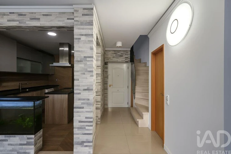 Moradia T3 para Venda em Oeiras e São Julião da Barra, Paço de Arcos e Caxias Foto 3