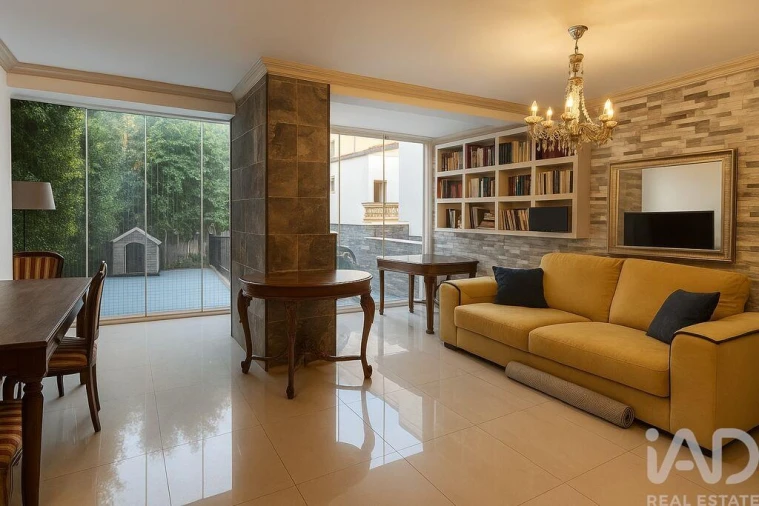 Moradia T3 para Venda em Oeiras e São Julião da Barra, Paço de Arcos e Caxias Foto 1