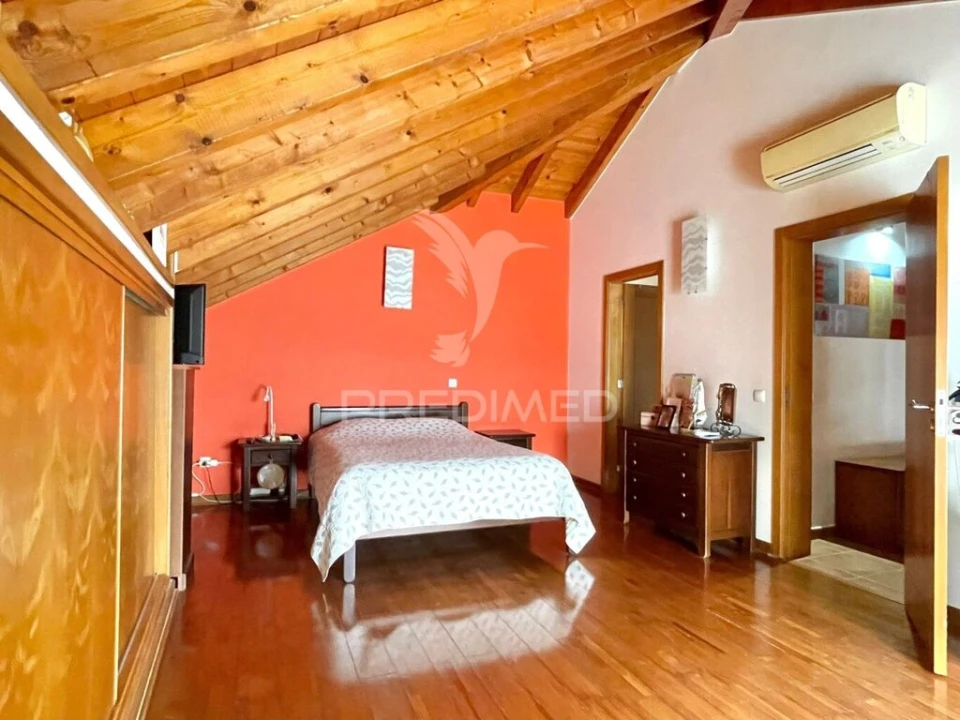 Apartamento T4 para Venda em São Francisco da Serra Foto 10