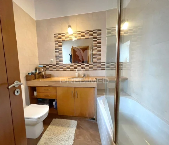 Apartamento T4 para Venda em São Francisco da Serra Foto 11