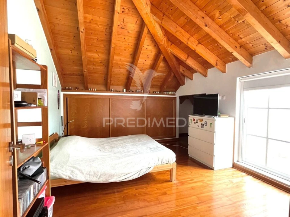 Apartamento T4 para Venda em São Francisco da Serra Foto 15