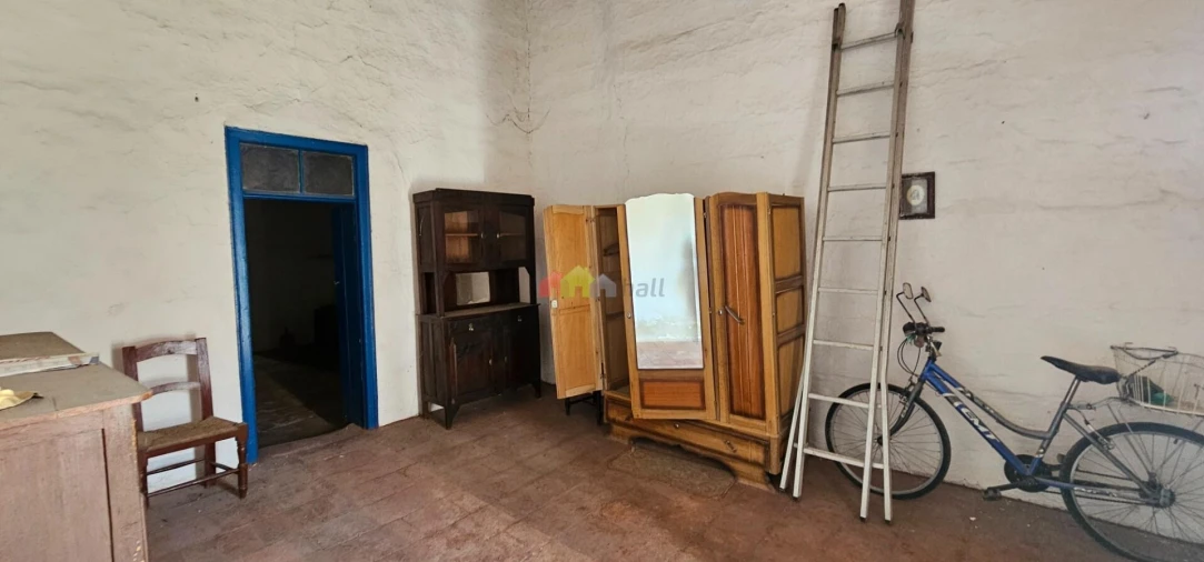 Moradia T1 para Venda em Santa Clara de Louredo Foto 4