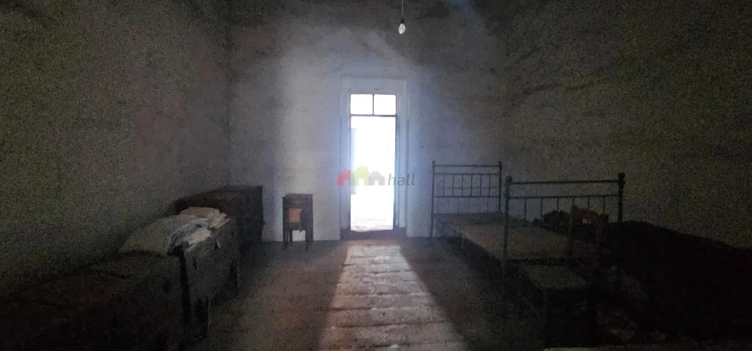 Moradia T1 para Venda em Santa Clara de Louredo Foto 5