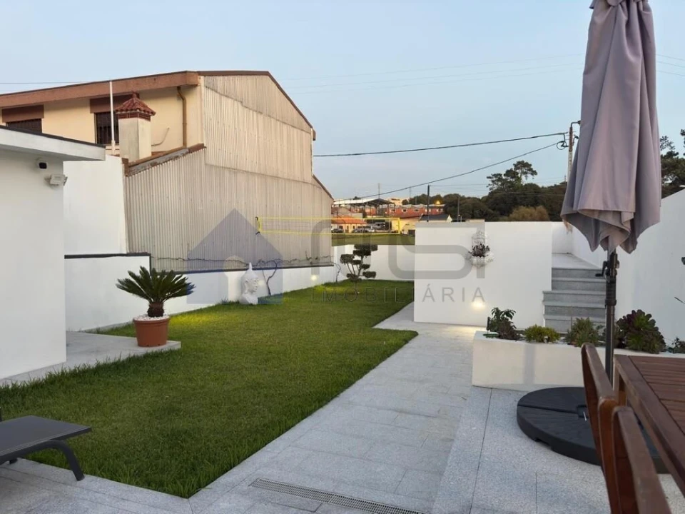 Moradia T3 para Venda em Custóias, Leça do Balio e Guifões Foto 44