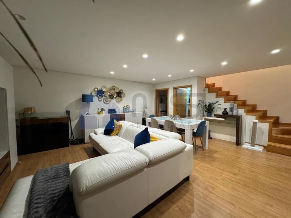 Moradia T3 para Venda em Custóias, Leça do Balio e Guifões Foto 3