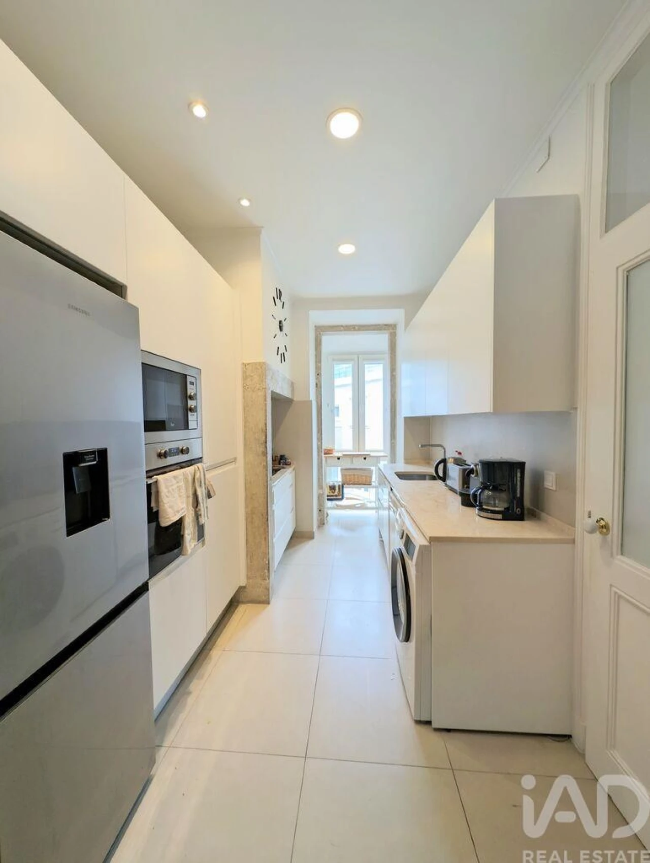 Apartamento T2 para Venda em Santo António Foto 16