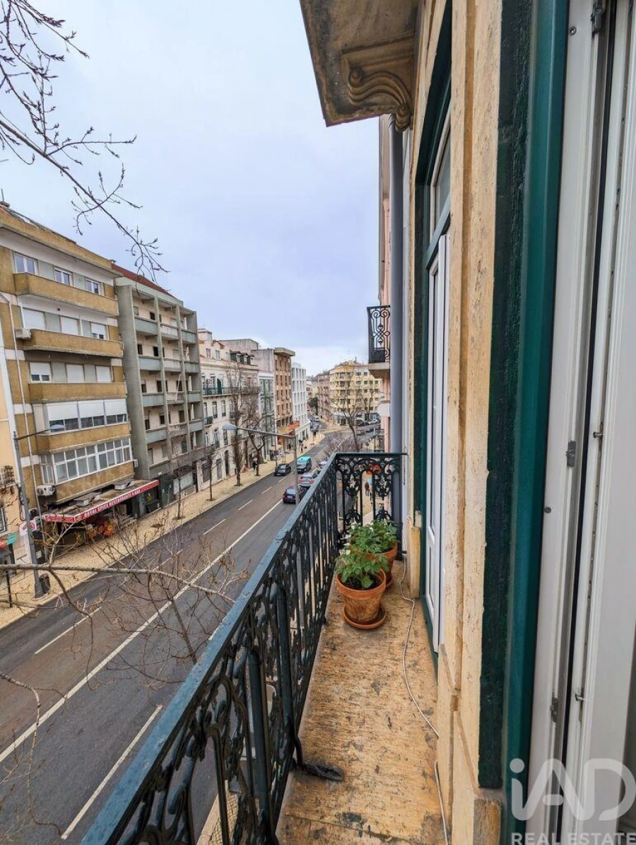 Apartamento T2 para Venda em Santo António Foto 19